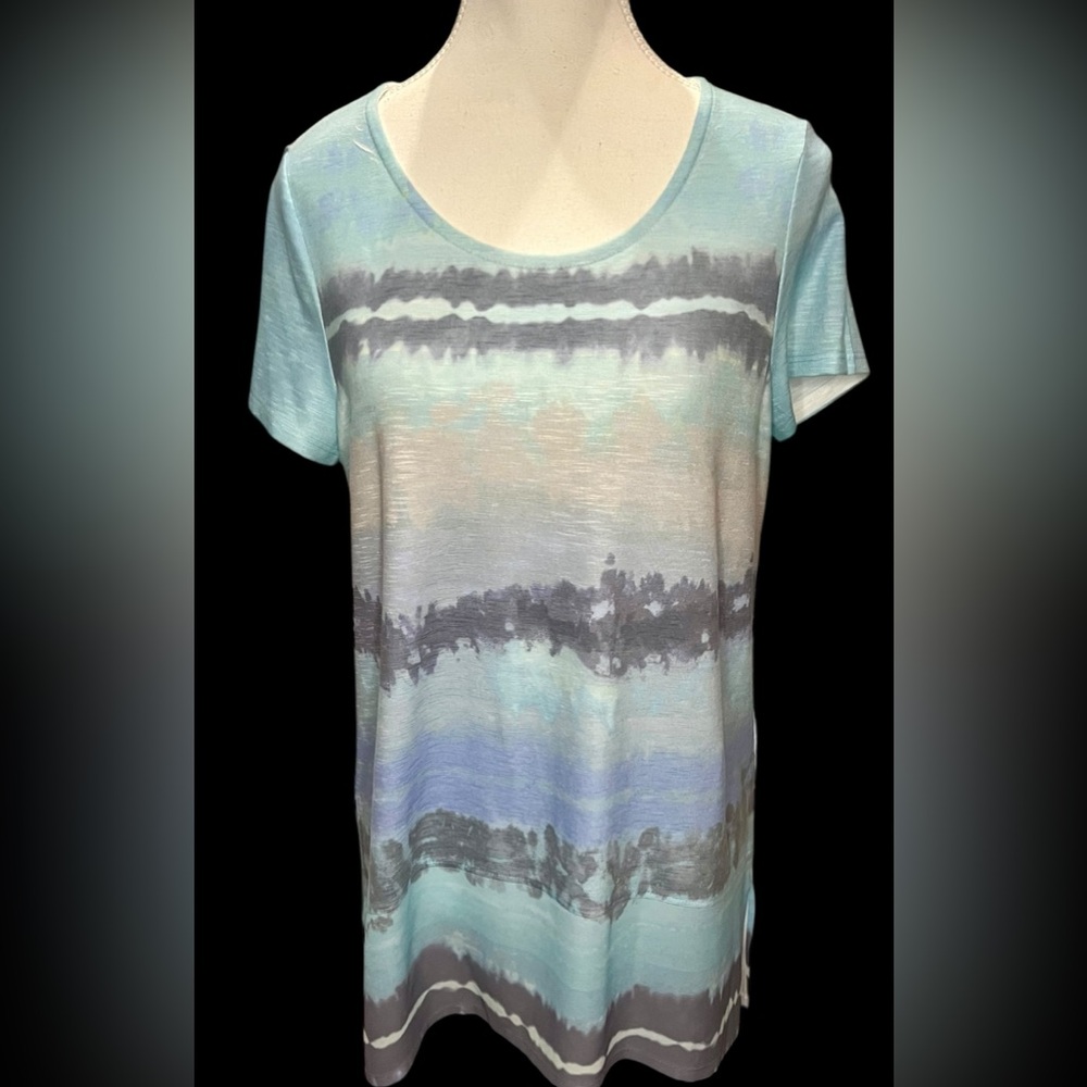 CHICOS Zenergy Watercolor Striped Tie Dye T Shirt Chico’s Size 0 USA Size Small